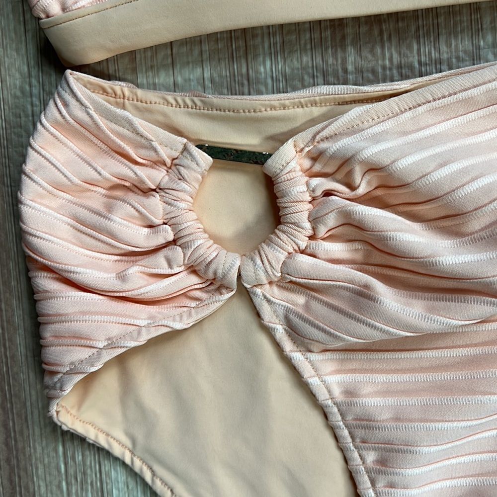 Revel Rey Francis Top and Logan Bottom Swim - Picture 4 of 15
